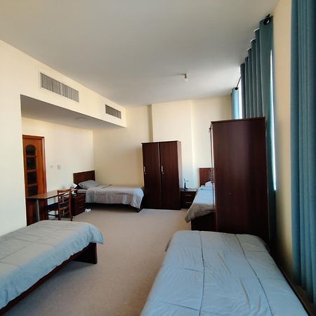 Oasis Hostel Αμπού Ντάμπι Εξωτερικό φωτογραφία