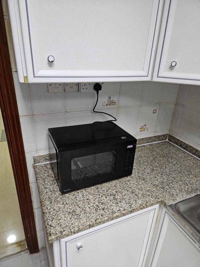 Oasis Hostel Αμπού Ντάμπι Εξωτερικό φωτογραφία
